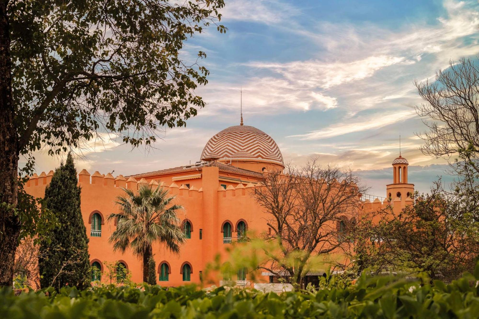 Alhambra Palace Hotel — Bilder 1
